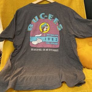Buc-ees t-shirt